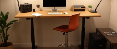 Steelcase는 혁신적인 높이 조절 책상 솔루션으로 작업장 인체공학을 향상시킵니다.